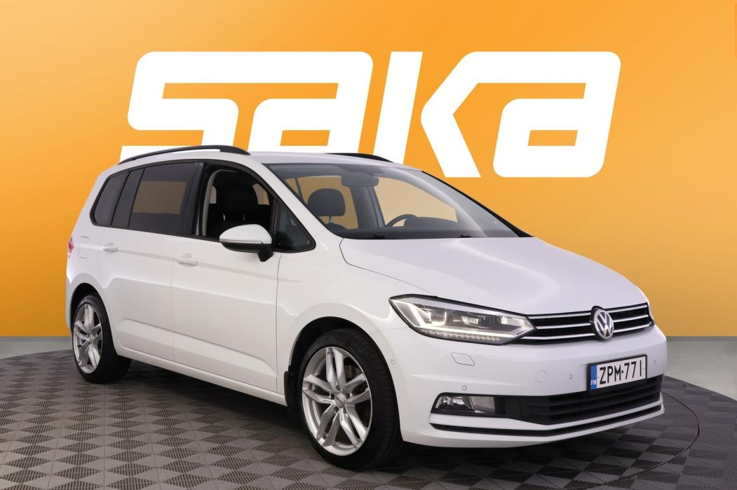 VOLKSWAGEN Touran 2017