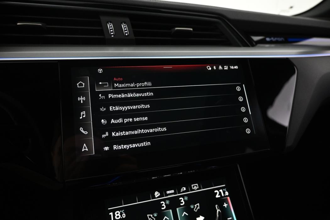AUDI e-tron 2021