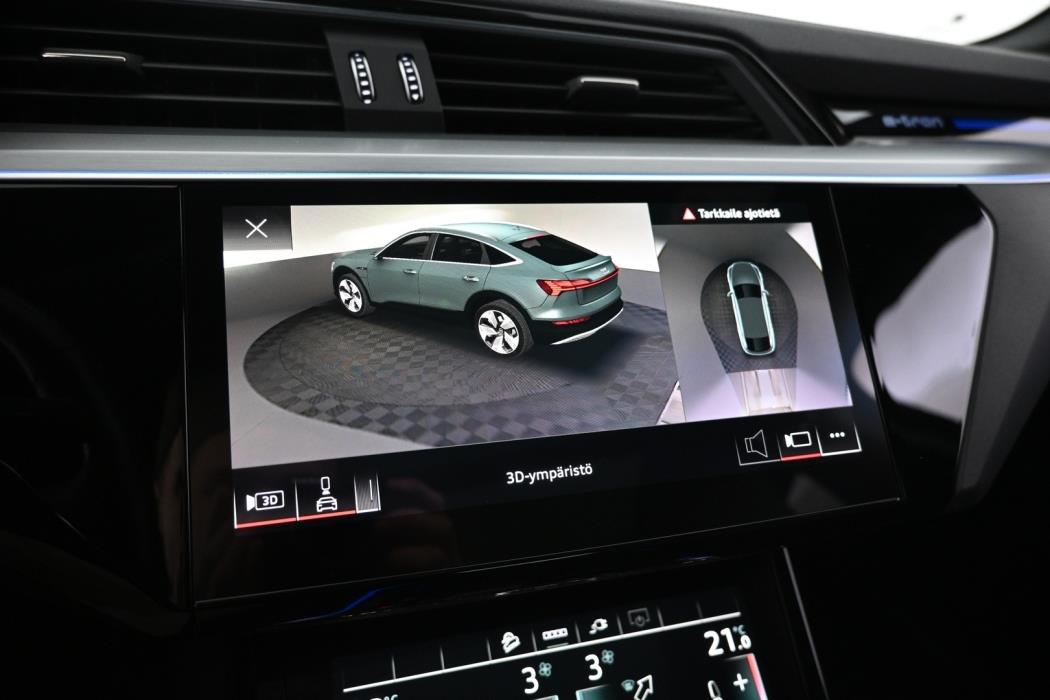 AUDI e-tron 2021