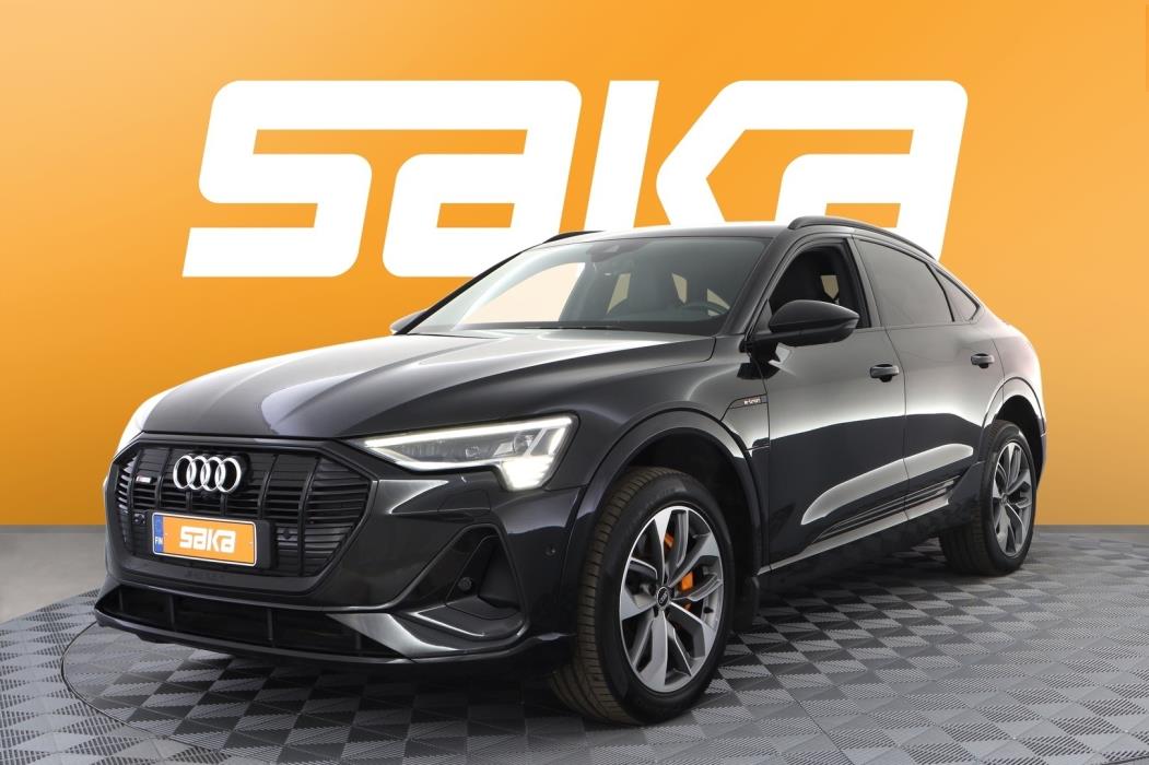 AUDI e-tron 2021