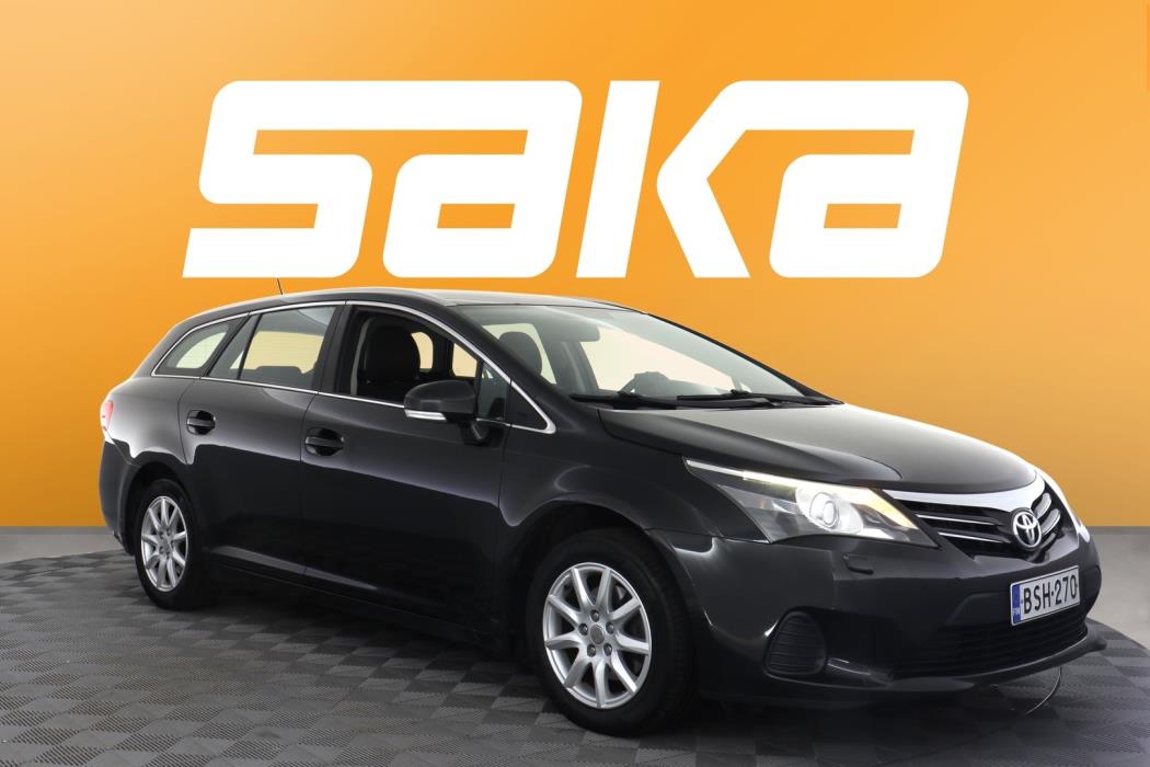 TOYOTA Avensis 2012