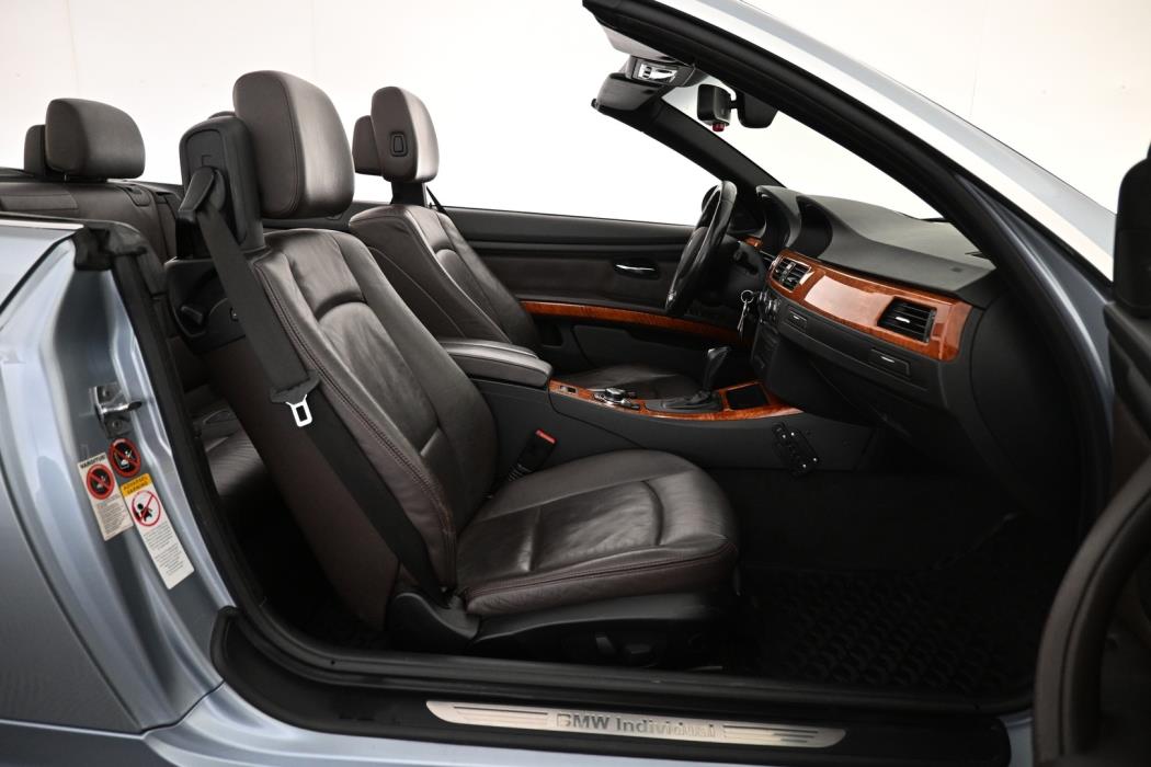 BMW 325 2009