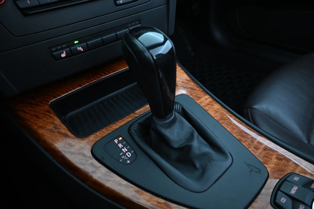 BMW 325 2009