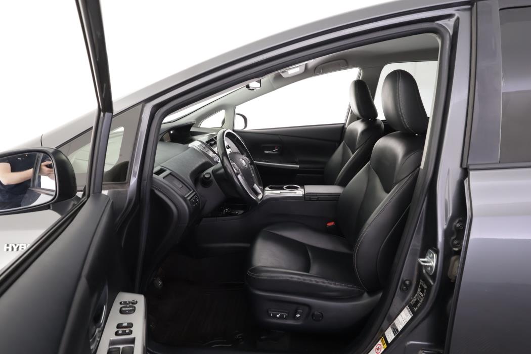 TOYOTA Prius 2015