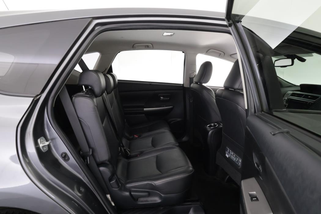 TOYOTA Prius 2015