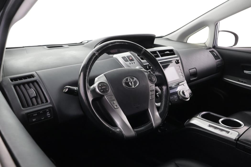 TOYOTA Prius 2015