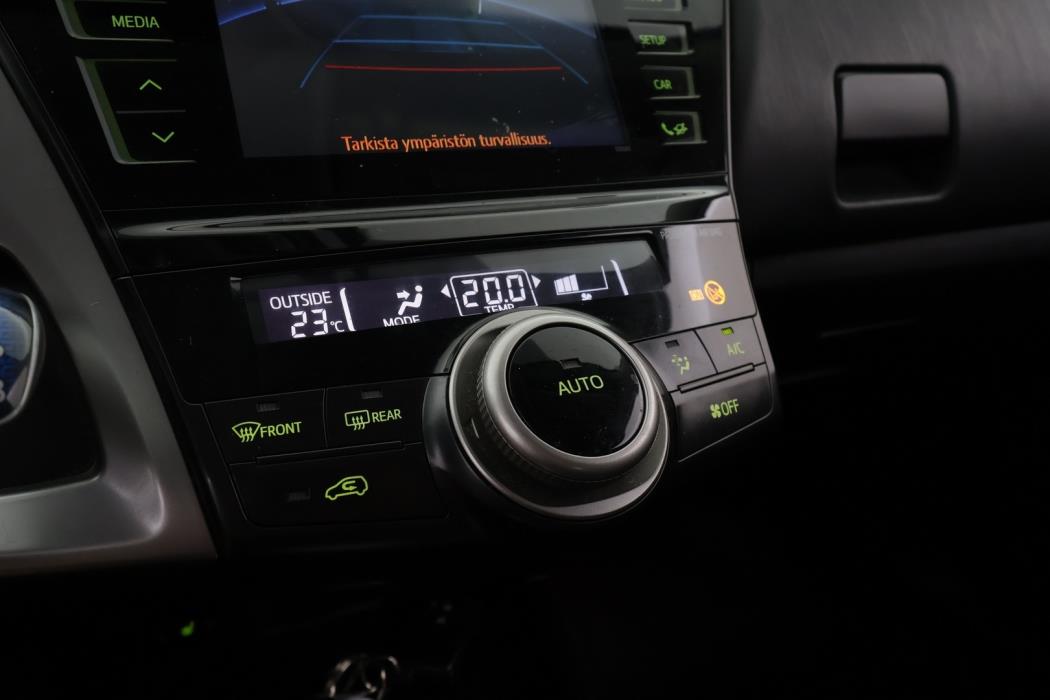 TOYOTA Prius 2015