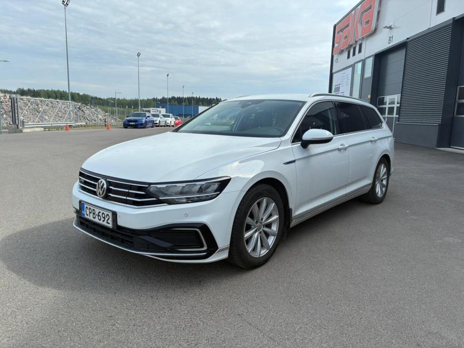 VOLKSWAGEN Passat 2020