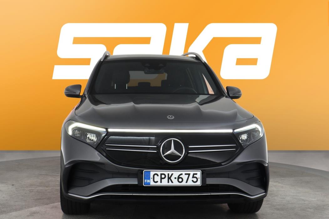 MERCEDES-BENZ EQB 2022