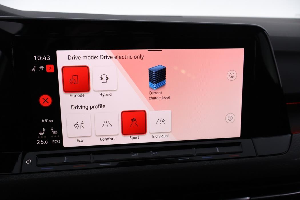 VOLKSWAGEN Golf 2022