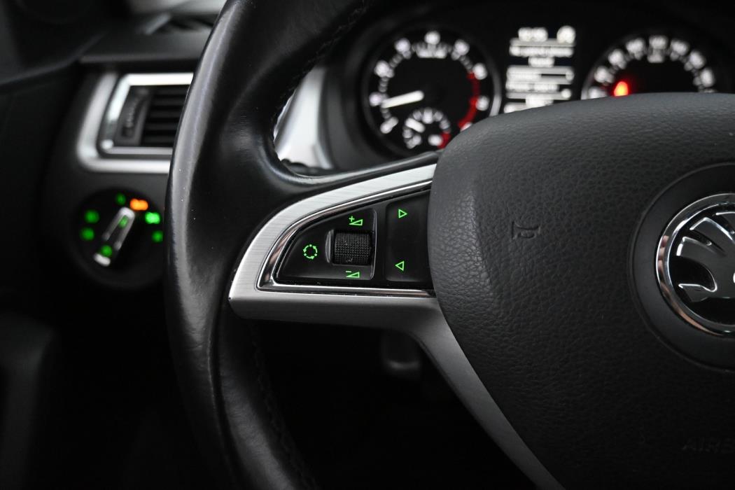 SKODA Rapid 2015