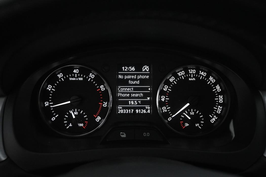 SKODA Rapid 2015