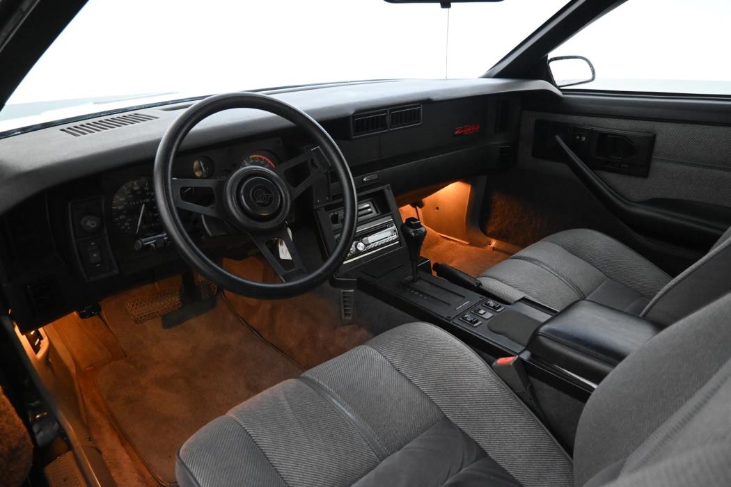 CHEVROLET Camaro 1988