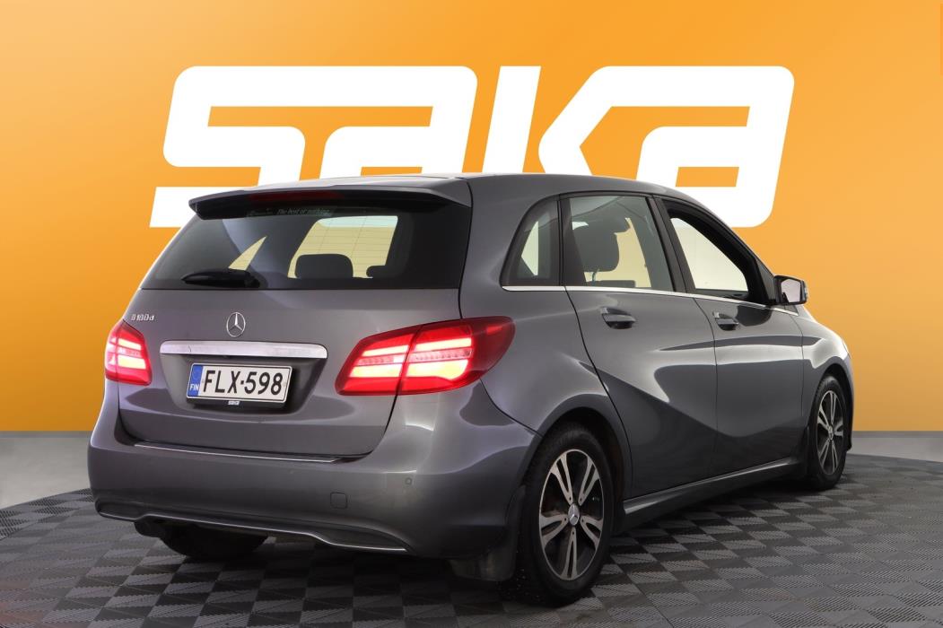 MERCEDES-BENZ B 2016