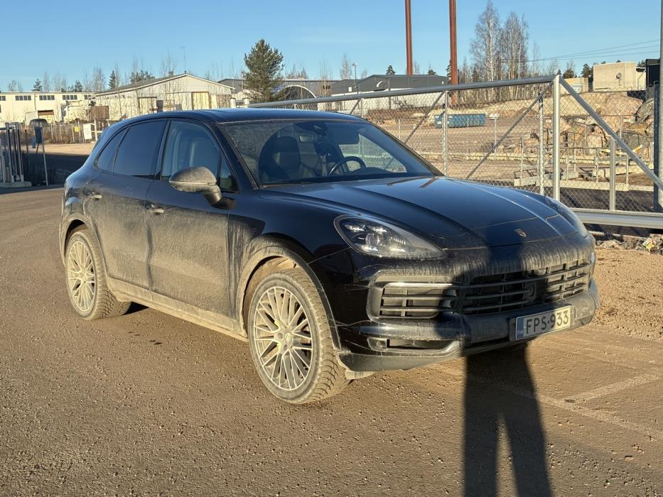 PORSCHE Cayenne 2018