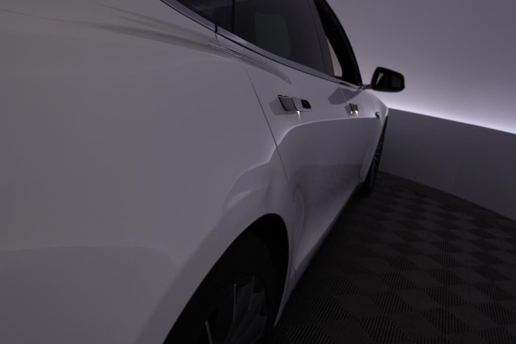 TESLA Model S 2015