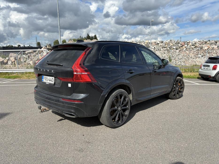 VOLVO XC60 2021