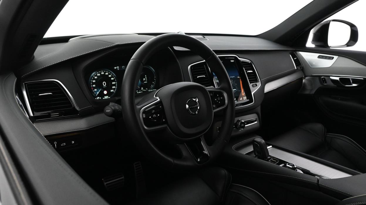 VOLVO XC90 2022