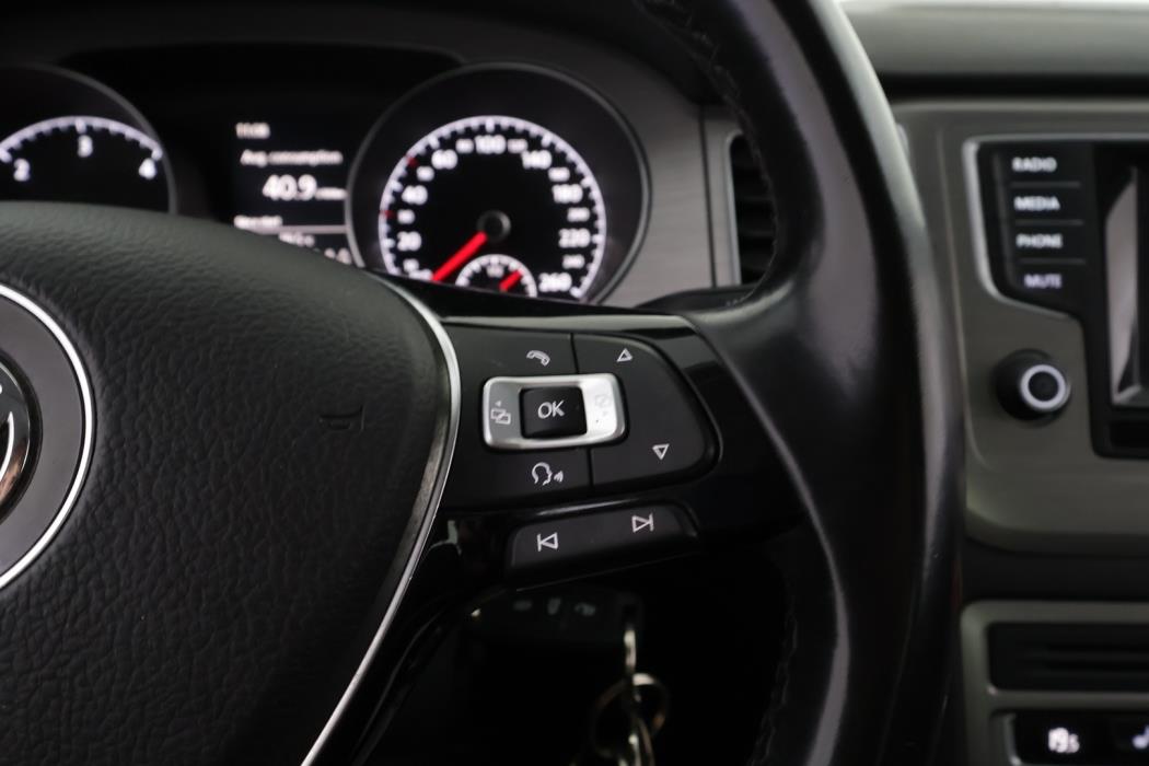 VOLKSWAGEN Golf Sportsvan 2014