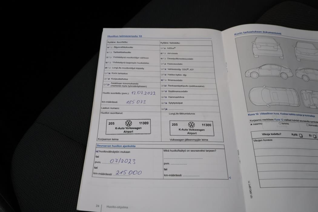 VOLKSWAGEN Golf Sportsvan 2014