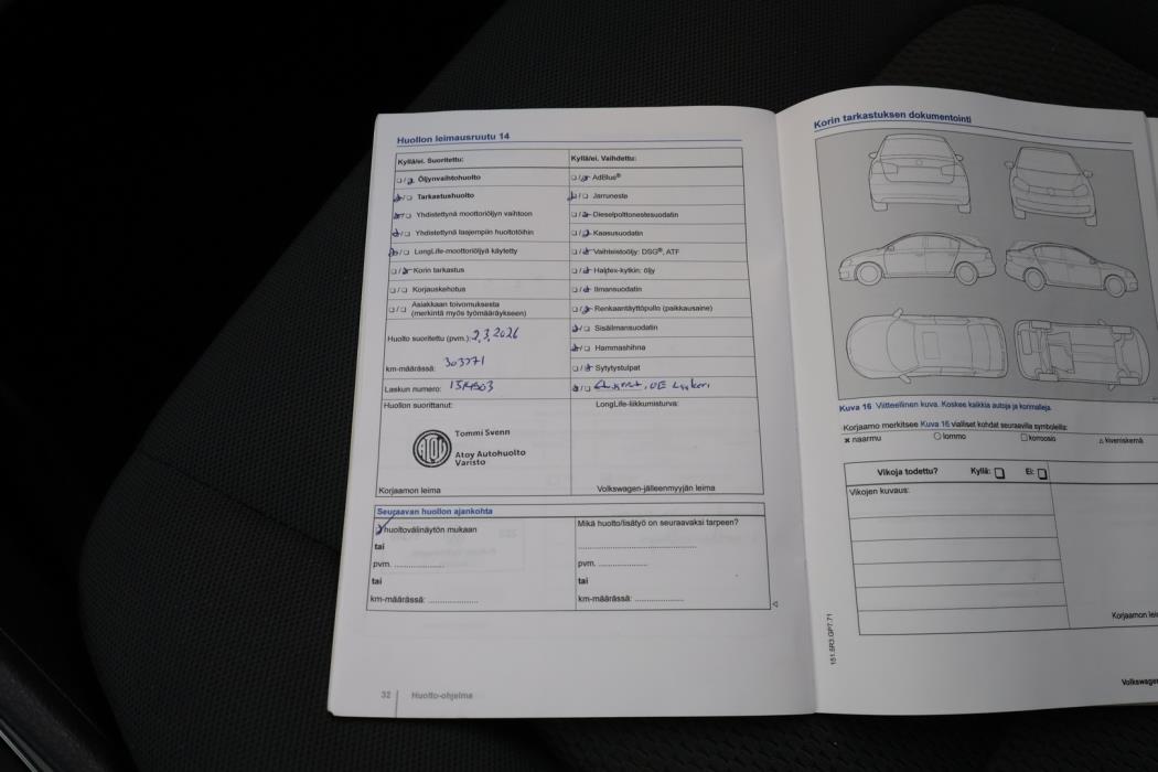VOLKSWAGEN Golf Sportsvan 2014