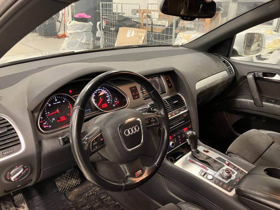 AUDI Q7 2011