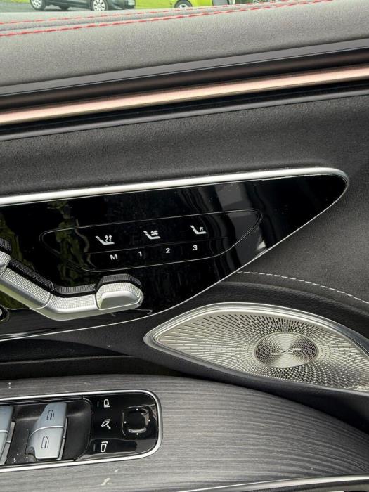 MERCEDES-BENZ EQS 2023