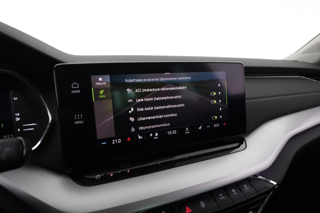 SKODA Octavia 2021