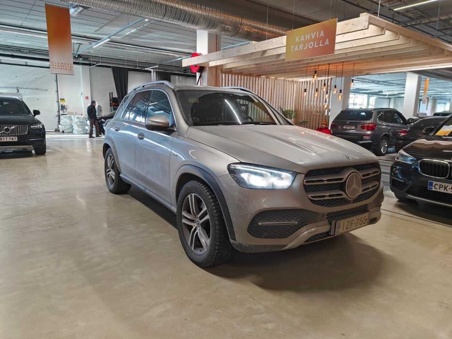 MERCEDES-BENZ GLE 2021