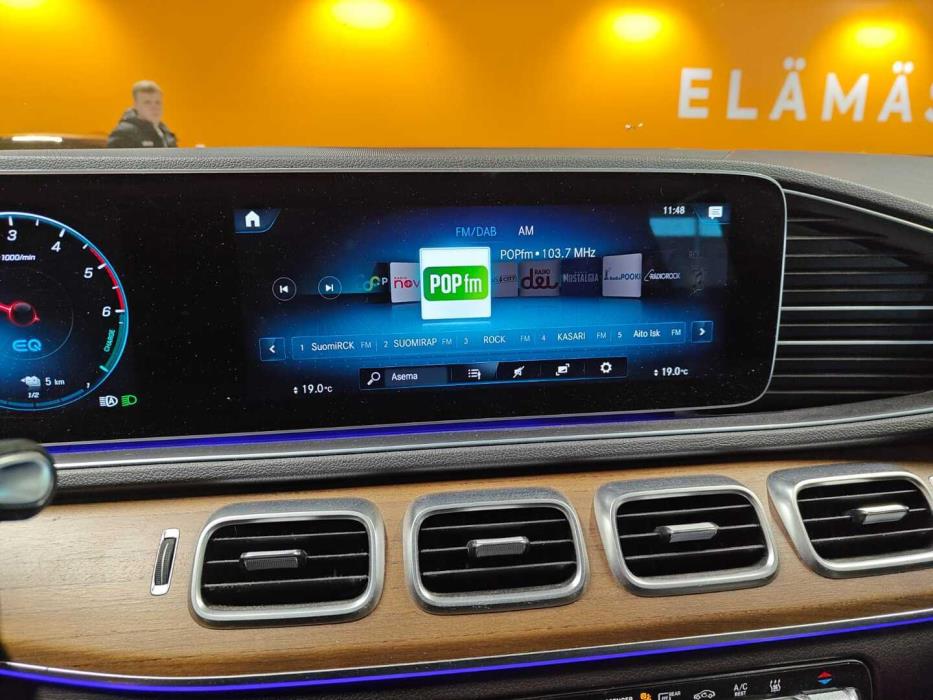 MERCEDES-BENZ GLE 2021