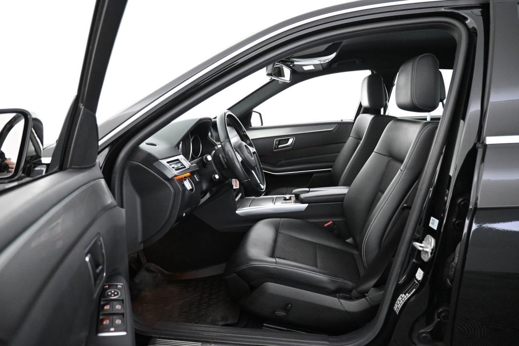 MERCEDES-BENZ E 2015