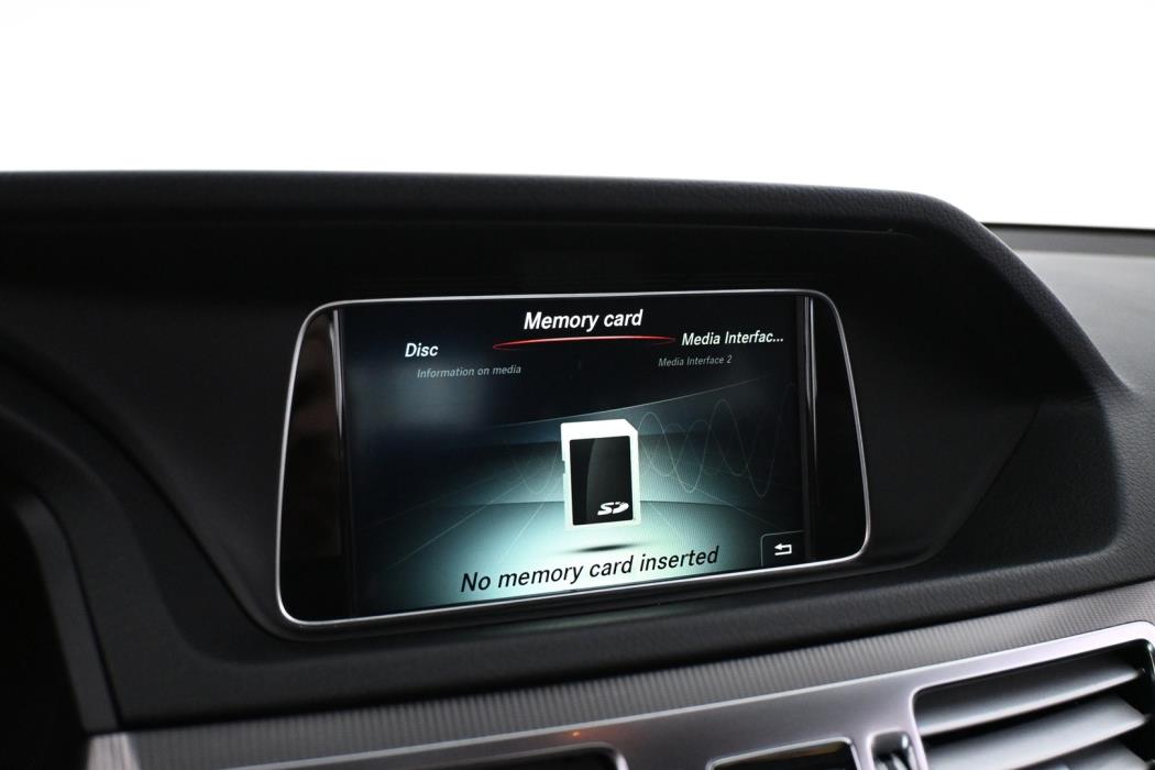 MERCEDES-BENZ E 2015