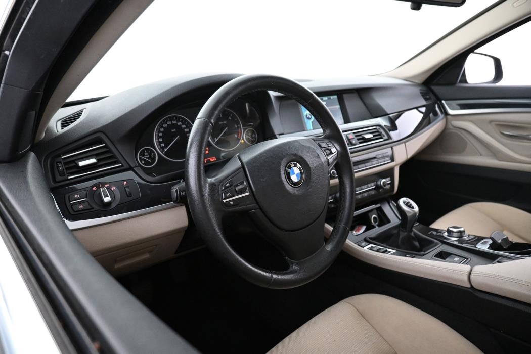 BMW 520 2012