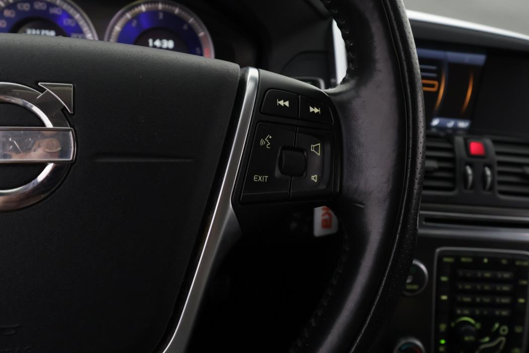 VOLVO XC60 2012