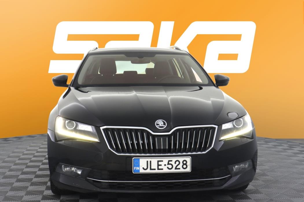 SKODA Superb 2019