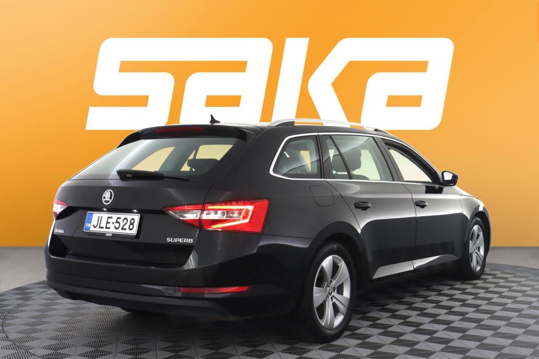 SKODA Superb 2019