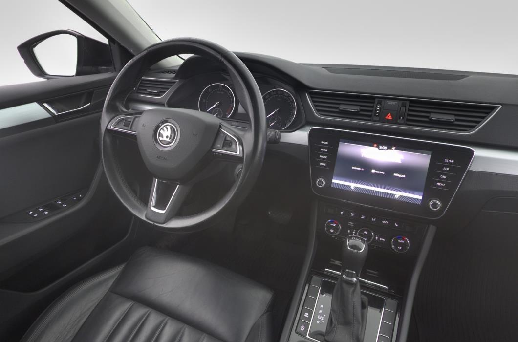SKODA Superb 2019
