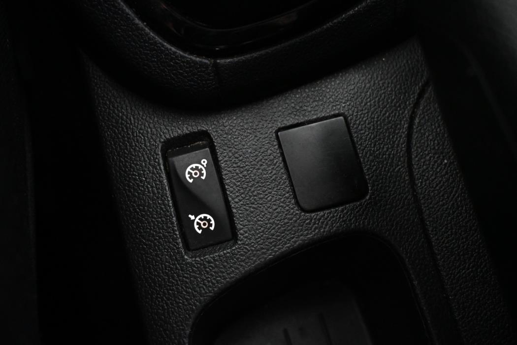 RENAULT Clio 2018