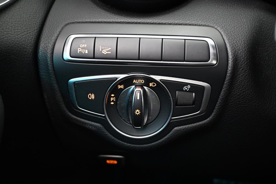 MERCEDES-BENZ C 2017