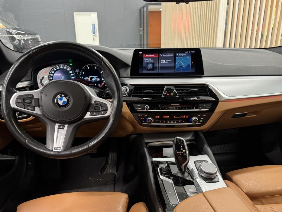 BMW 520 2019