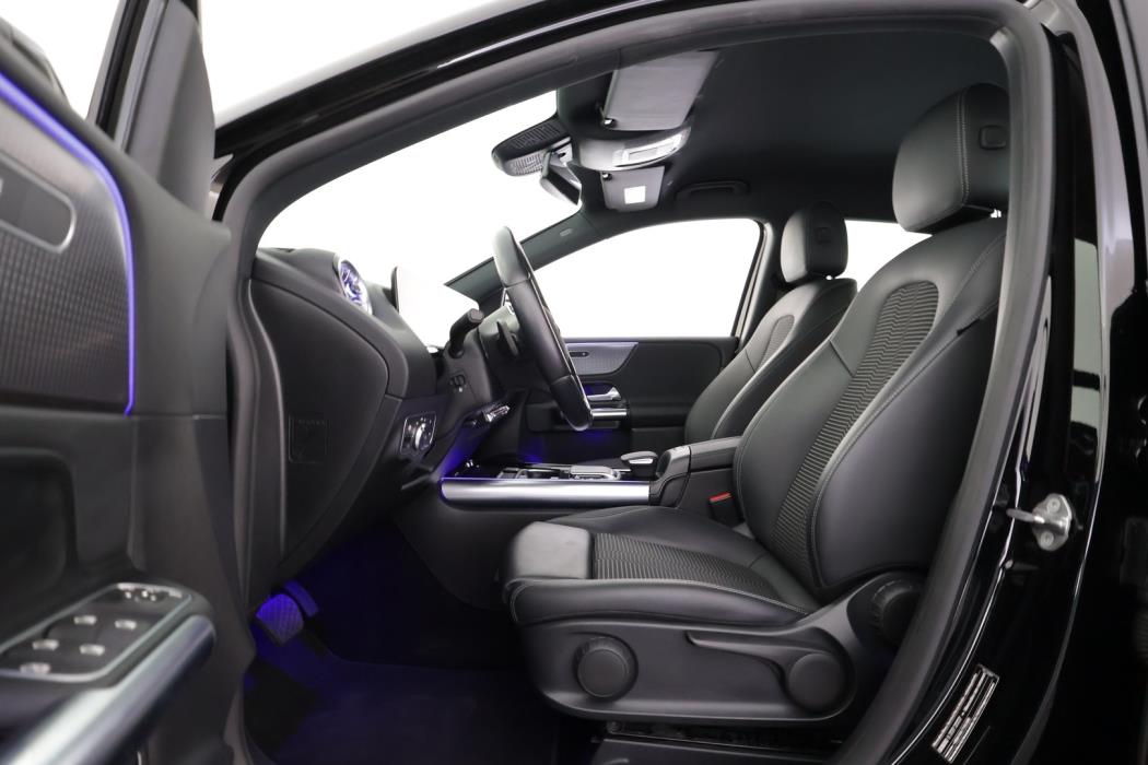 MERCEDES-BENZ B 2023