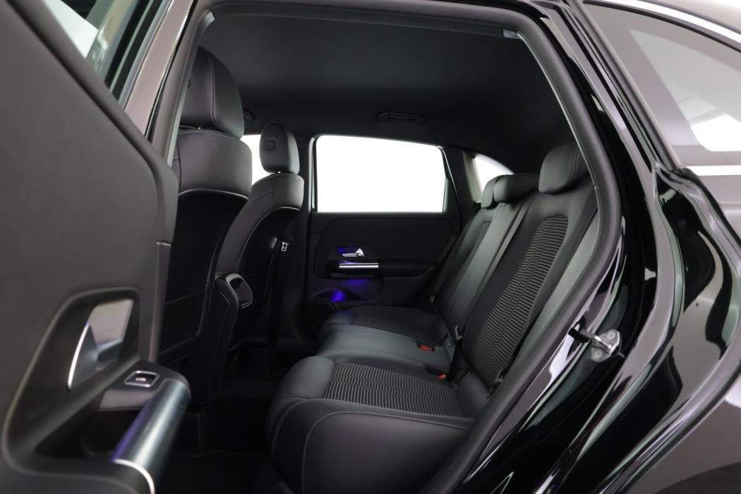 MERCEDES-BENZ B 2023
