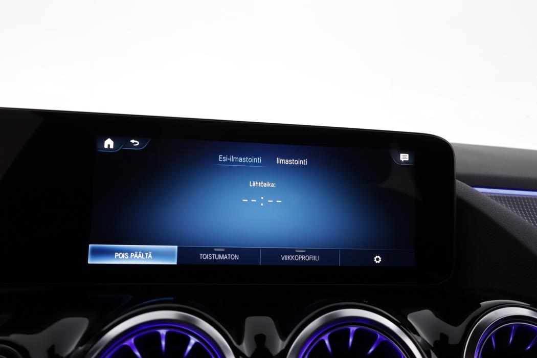 MERCEDES-BENZ B 2023