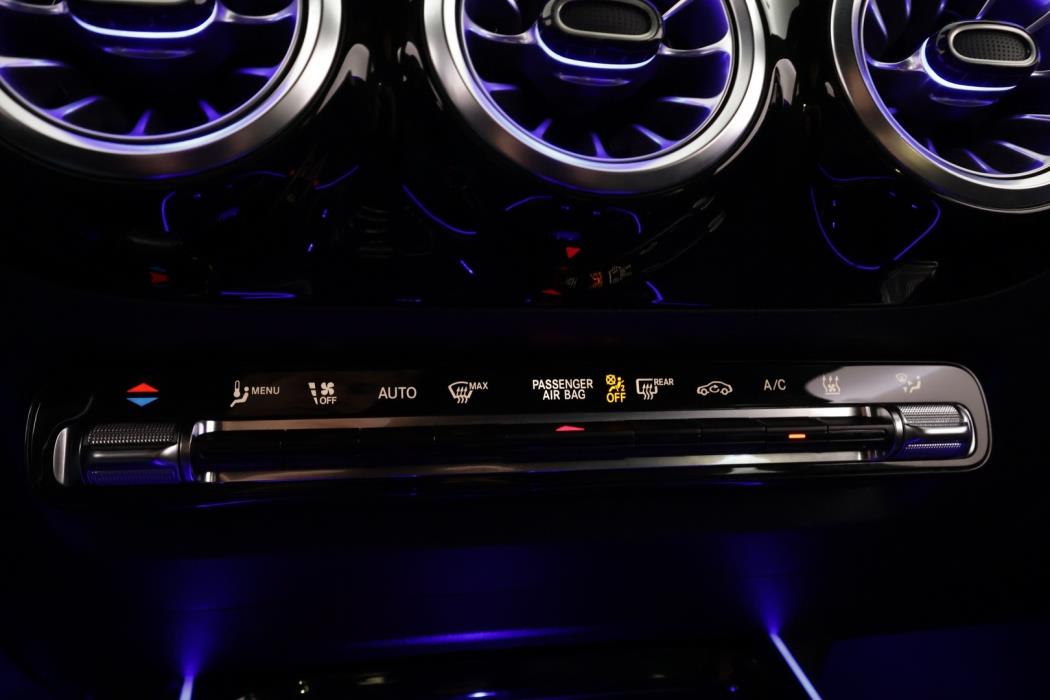 MERCEDES-BENZ B 2023