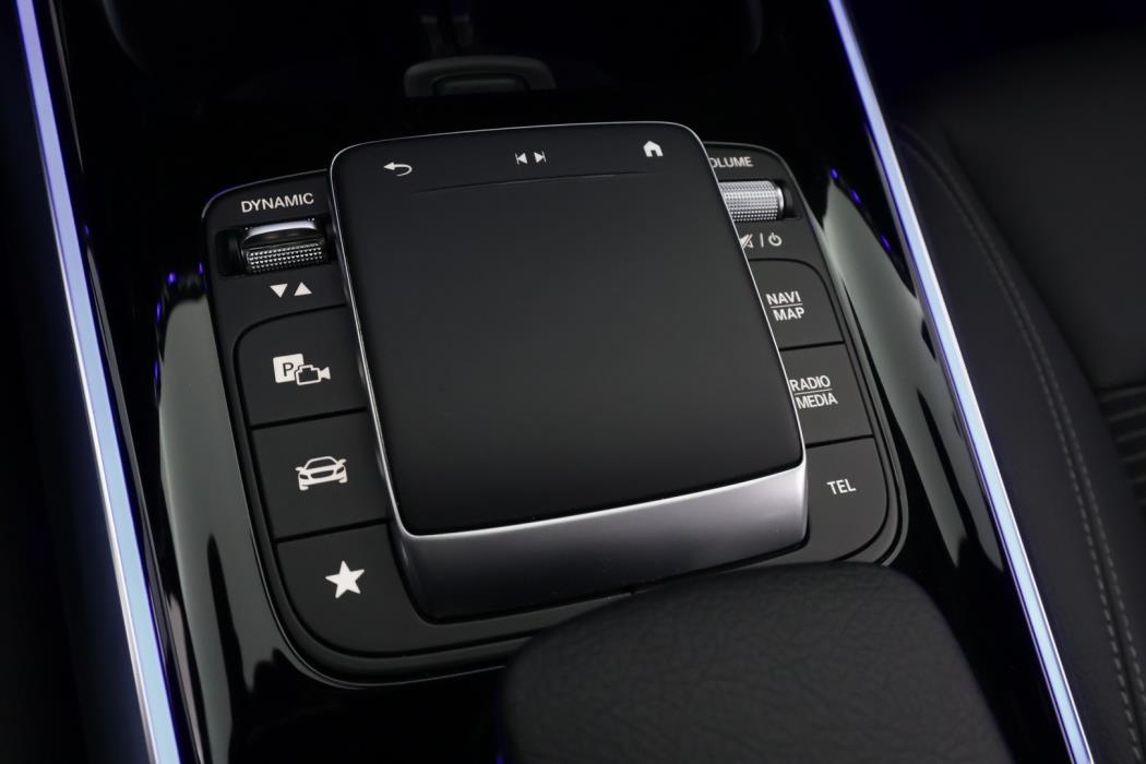 MERCEDES-BENZ B 2023