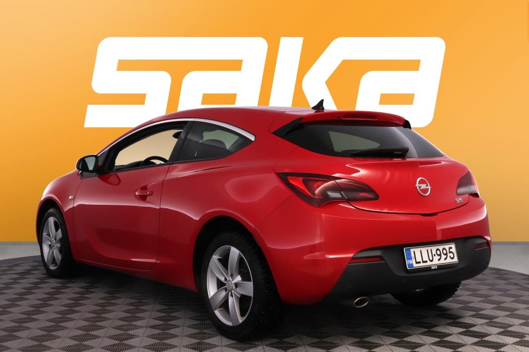 OPEL Astra 2012