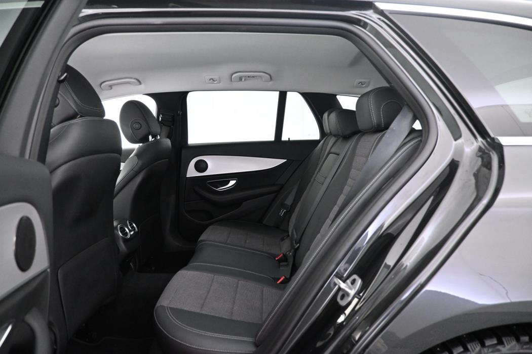 MERCEDES-BENZ E 2021