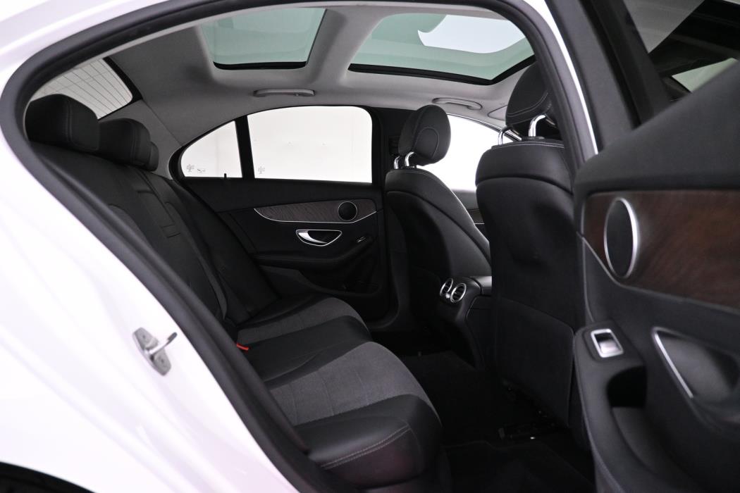 MERCEDES-BENZ C 2020