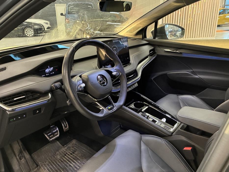 SKODA Enyaq 2023
