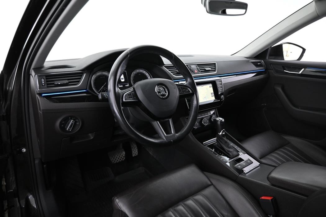 SKODA Superb 2016